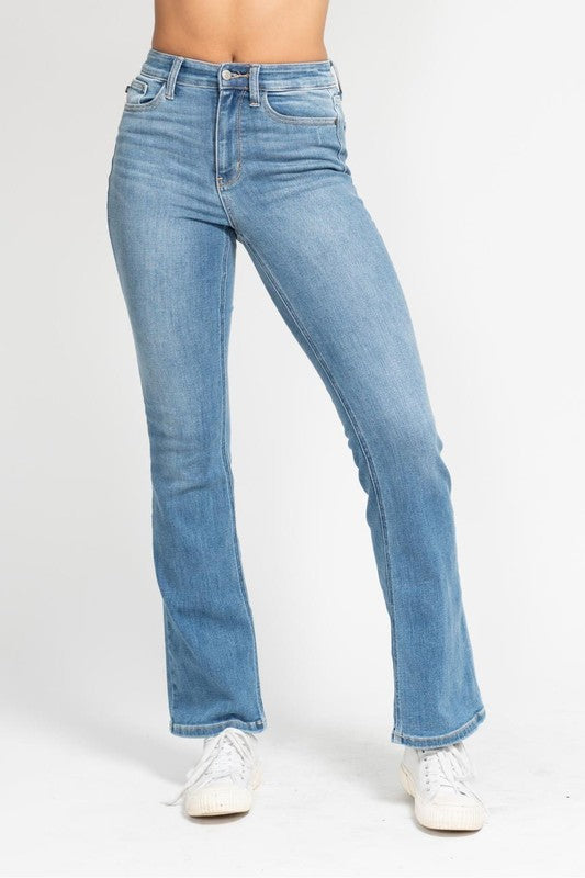 Judy Blue Core HW Classic Contrast Wash Bootcut